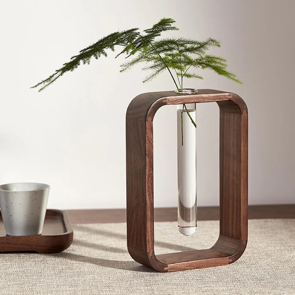 Retro Wooden Vase Holder